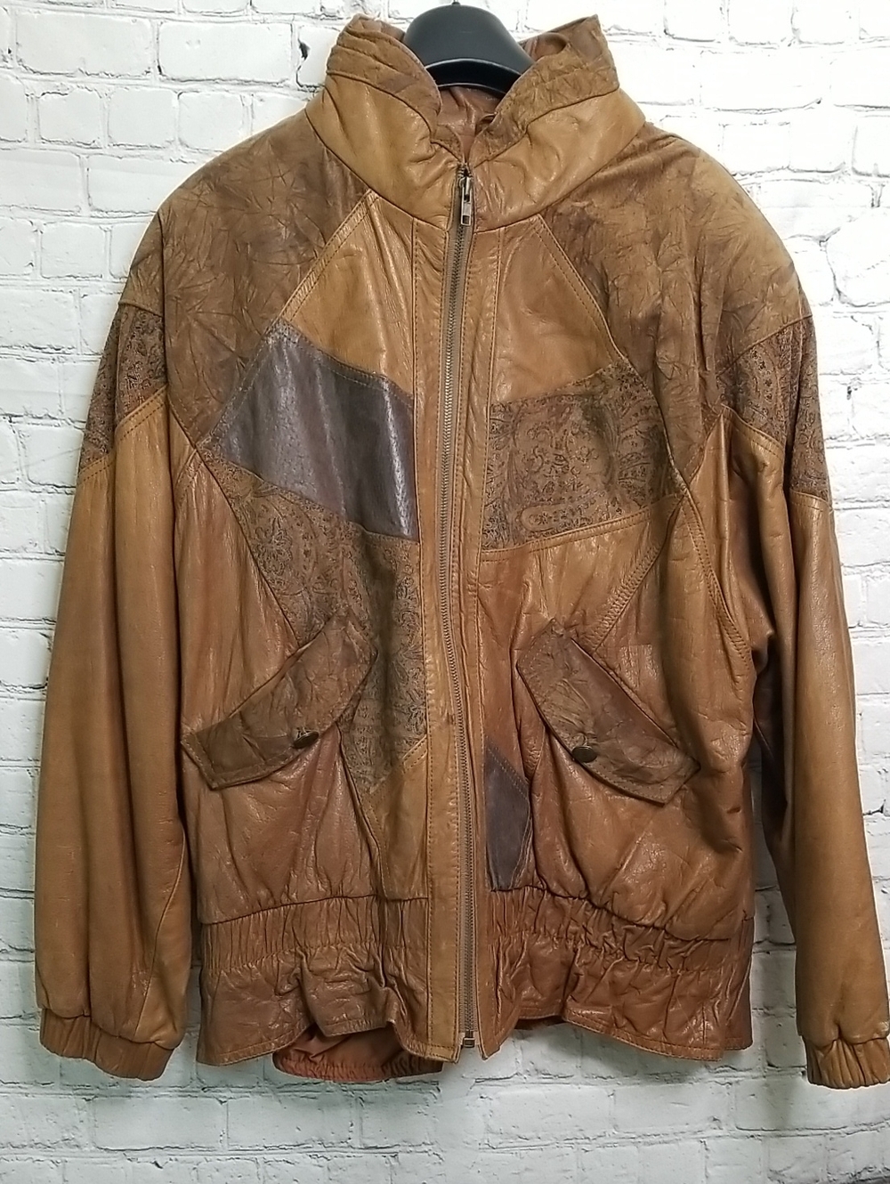 Winlit womans leather jacket size Large lined w/zipper GUC